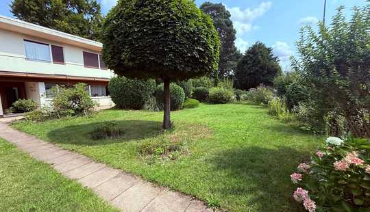 Bild von Alleszur Sonne ausgerichtet und wunderbar ruhig.