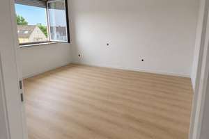 Helle 3-Zimmer-Wohnung 106 m² | Verglaster Balkon| EBK – Friedberger Str. 125, 86163 Hochzoll-Nord, Augsburg – Vorschaubild 3