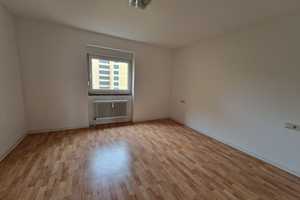 Helle 3-Zimmer-Wohnung mit Balkon in Saarbrücken zu vermieten – Halbergstraße 11, 66121 Stadtverband Saarbrücken (Kreis) – Vorschaubild 2