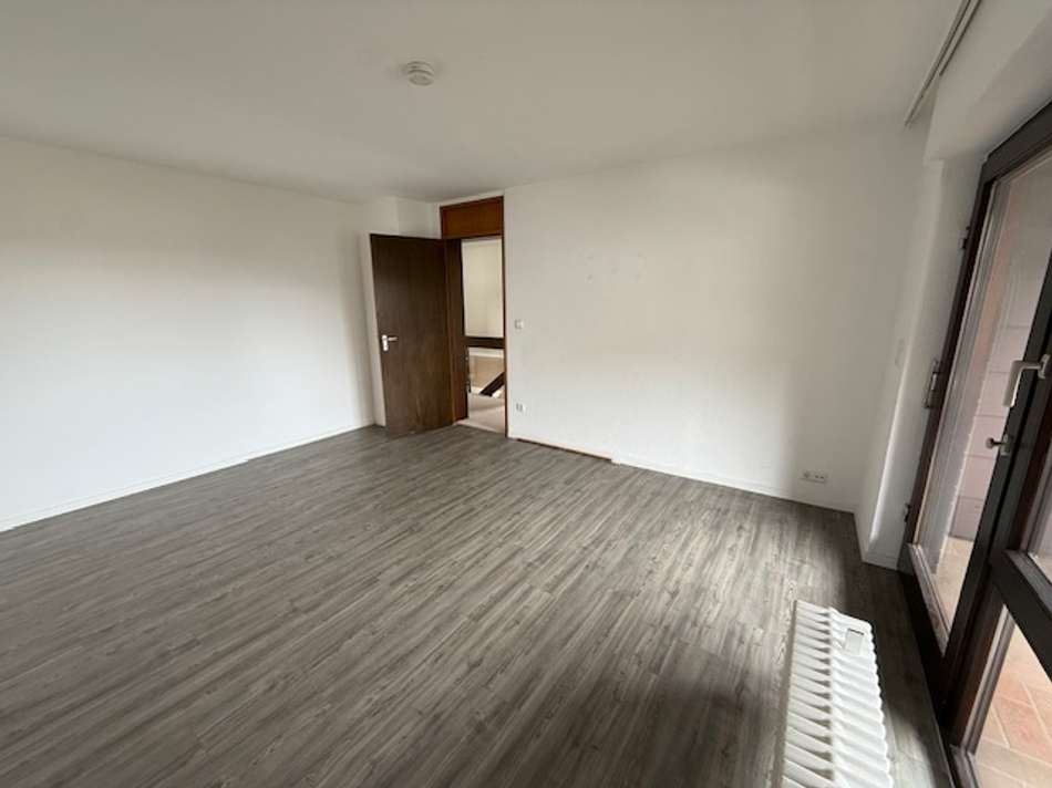 Schlafzimmer mit Balkon