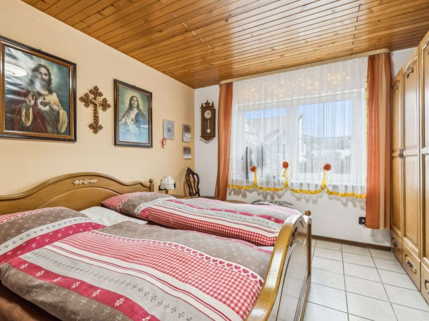 Immobilie in Schlat - Einfamilienhaus mit Einliegerwohnung in Schlat - Bild 1