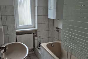 Preisgünstige, renovierte 3-Zimmerwohnung in Zentrumsnähe  in ruhigem Mehrfamilienhaus – Elberfelderstrasse 99, 42853 Scheid, Remscheid – Vorschaubild 7
