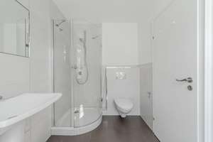 Exklusive Maisonette mit traumhafter Sonnenterrasse in begehrter Lage – Die vollständige Adresse der Immobilie erhältst du vom Anbieter., 40474 Golzheim, Düsseldorf – Vorschaubild 14