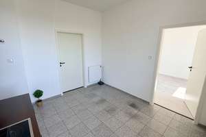 Wohnen, wo andere spazieren gehen! Frisch renoviertes Raumwunder mit Stadtwald-Blick & Gartenmitnutz – Dahlener Straße 613, 41239 Hockstein, Mönchengladbach – Vorschaubild 29