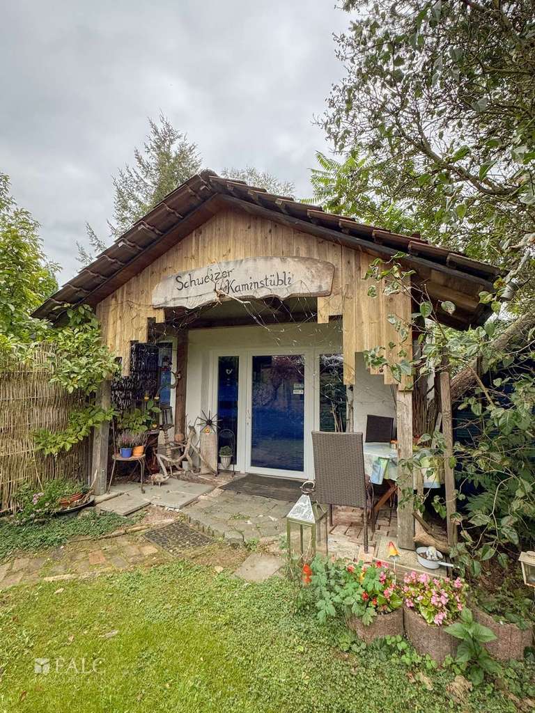 Immobilie in Zehdenick - Schorfheide b. Berlin: 2 Wohnhäuser, 21 kWp PV, 4.050 m² Grundstück - Bild 2