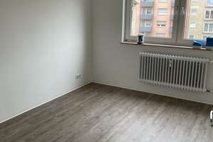 Neue Wohnung, neues Glück! Renovierte 3-Zi.-Wohnung mit Balkon – Gibitzenhofstraße 88A, 90443 Steinbühl, Nürnberg – Vorschaubild 5