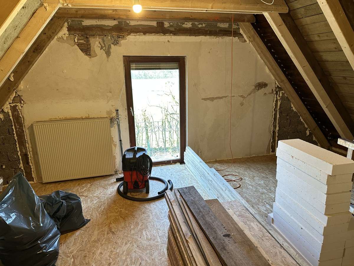 Immobilie in Ilshofen - Charmantes Haus in Alleinlage von Ilshofen! Mit großem Grundstück! - Bild 0