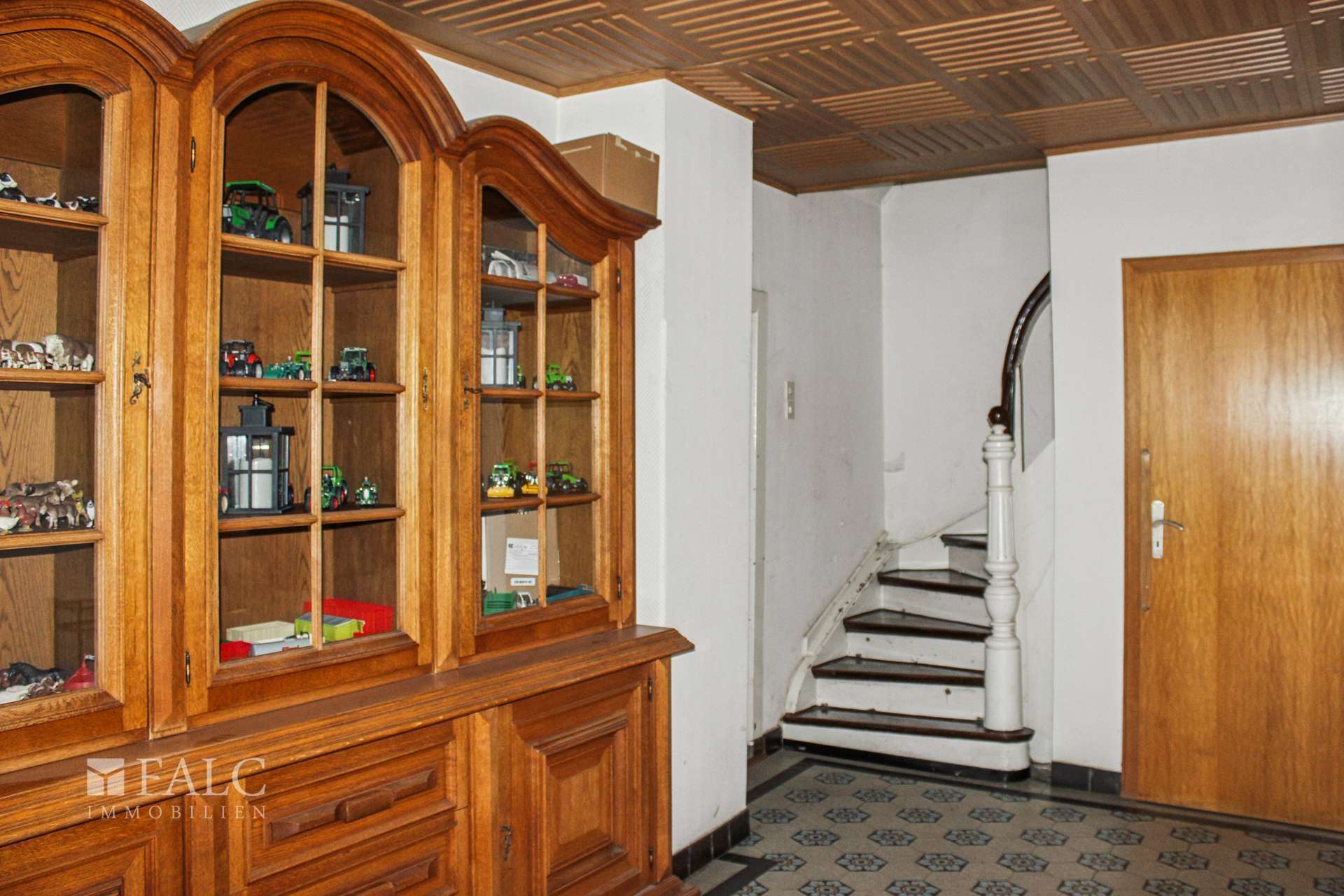 Immobilie in Linnich - Vierkanthof mit Blick auf Wiesen und Felder - Bild 0