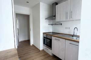 Helle sanierte 3-Zi.-Wohnung mit Erker im Jugendstilhaus, Botnang, Wald & Stadtnähe – Die vollständige Adresse der Immobilie erhältst du vom Anbieter., 70195 Botnang-Ost, Stuttgart – Vorschaubild 4