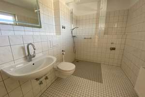 Exklusive Penthouse-2-Zimmer Seniorenwohnung (55+) mit Einbauküche und Sonnenbalkon – Potsdamer Str. 40, 42651 Solingen-Mitte, Solingen – Vorschaubild 11