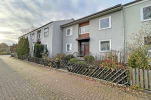 Wundervolles Zweifamilien-Reihenmittelhaus auf 4 Etagen mit Garten, Balkonen & Garage in Laatzen – Die vollständige Adresse der Immobilie erhältst du vom Anbieter., 30880 Laatzen – Vorschaubild 3