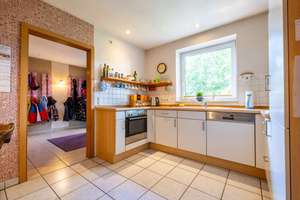 Familienhaus plus Einliegerwohnung auf Traumgrundstück mit 2.354 m² Größe in Hohn – Die vollständige Adresse der Immobilie erhältst du vom Anbieter., 24806 Hohn – Vorschaubild 5