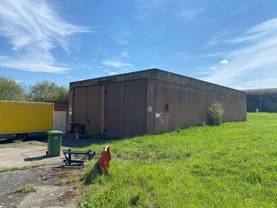 Geb. 374 rechts
