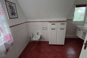 Einfamilienhaus mit großem Garten, überdachtem Balkon, Terrasse und 3 Garagen sucht neue Familie! – Die vollständige Adresse der Immobilie erhältst du vom Anbieter., 71263 Weil der Stadt – Vorschaubild 18