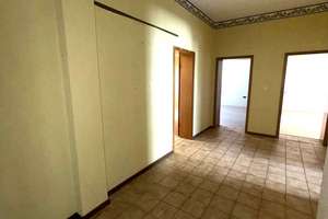 3-Zimmer-Wohnung in Duisburg-Beeck | Renovierungsbedürftig mit Gestaltungspotenzial – Fontanestraße 7, 47139 Beeck, Duisburg – Vorschaubild 2