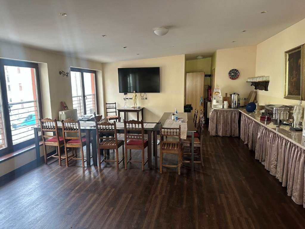 Immobilie in Görlitz - Eine Wohnung wie eine Einfamilienhaus - ETW / Gewerbeeinheit mit Entwicklungspotenzial – im Herzen v - Bild 1