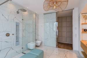 Architektenvilla mit Gästehaus und Resort-Flair – Ihre private Wohlfühloase mitten in Ingolstadt – Die vollständige Adresse der Immobilie erhältst du vom Anbieter., 85057 Nordwest, Ingolstadt – Vorschaubild 18