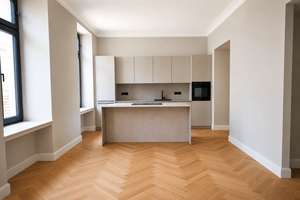 ALTBAU-Vollgeschoss-Whg.in wunderschöner Straße/Pempelfort – Die vollständige Adresse der Immobilie erhältst du vom Anbieter., 40477 Pempelfort, Düsseldorf – Vorschaubild 2