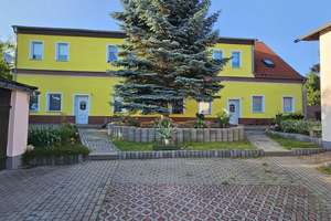 Mehrfamilien Haus vermietet von privat zu verkaufen – Die vollständige Adresse der Immobilie erhältst du vom Anbieter., 6869 Coswig (Anhalt) – Vorschaubild 1