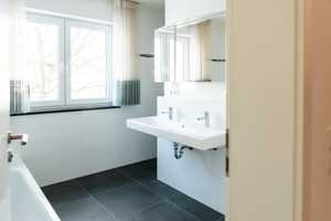 Exklusive Doppelhaushälfte in Olching – Luxuriös, energieeffizient & ideal für Familien! – Olching, Fürstenfeldbruck (Kreis), 82140 Fürstenfeldbruck (Kreis) – Vorschaubild 15