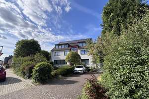 Helle, lichtdurchflutete 2,5-Zimmer-Wohnung in Oberhausen-Styrum/Alstaden zu vermieten