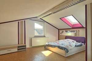 Viel Raum für Ihre Träume: Großes Haus mit Einliegerwohnung auf großem Grundstück! – Lahn-Dill-Kreis – Vorschaubild 7