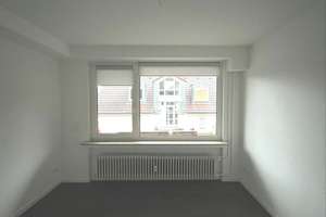 Schöne gepflegte 3-Zimmerwohnung. Lage auf den schönen Wuppertaler Südhöhen – Unterdahl 24b, 42349 Cronenberg, Wuppertal – Vorschaubild 3