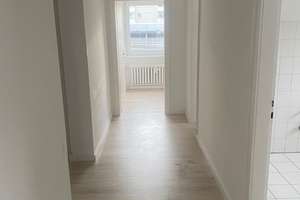 Schöne/Gemütliche 3,0 Zimmerwohnung mit Balkon
