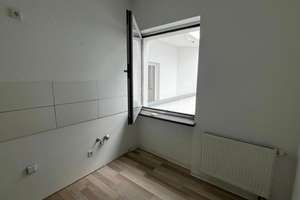 * mit BALKON * renovierte 1 ZIMMER WOHNUNG * Bahnhof Burbach wenige Gehminuten entfernt – Die vollständige Adresse der Immobilie erhältst du vom Anbieter., 66115 Burbach, Saarbrücken – Vorschaubild 12