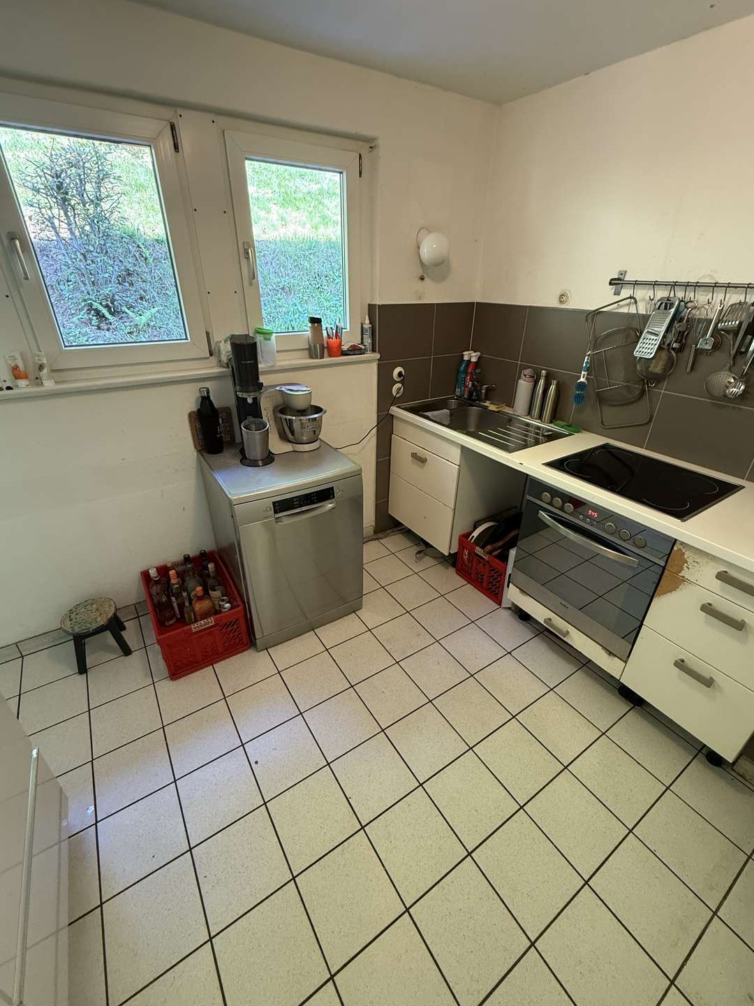 Immobilie in Calw - Wohnen im Grünen – charmantes Zuhause mit Blick ins Tal und Waldnähe - Bild 3