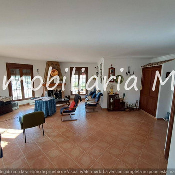 Möbliertes Landhaus mit ertragreichen Olivenbäumen und spektakulärer Aussicht in Arboleas, Almería z