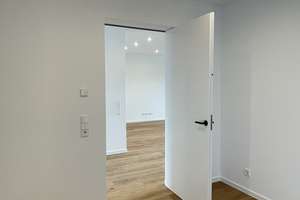 Viel Sonne, Ruhe und ein toller Grundriss - 3 Zimmer mit Aufzug und Tiefgarage – Die vollständige Adresse der Immobilie erhältst du vom Anbieter., 70599 Schönberg, Stuttgart – Vorschaubild 7