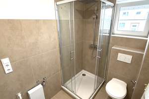 Stilvolle 3-Zimmer-Wohnung mit Balkon - modernisiert, hell und großzügig – Oberbilker Allee 57, 40223 Bilk, Düsseldorf – Vorschaubild 4