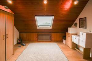 Charmantes Reihenmittelhaus mit großem Potenzial und Garten – Die vollständige Adresse der Immobilie erhältst du vom Anbieter., 45139 Ostviertel, Essen – Vorschaubild 11