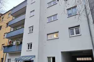 *NEU RENOVIERTE* 3-Zi-Wohnung mit Balkon und Einzelgarage – Nürnberg – Vorschaubild 1