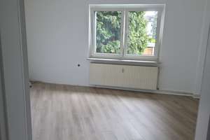 Wohnen mit Charakter: Großzügige 5-Zimmer-Wohnung in Oberhausen – Die vollständige Adresse der Immobilie erhältst du vom Anbieter., 46047 Dümpten, Oberhausen – Vorschaubild 2