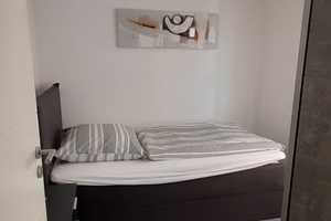 Möblierte 2-Zimmer-Wohnung inmitten idyllischer Natur  mit Terrasse und Garten – Wolfsburg – Vorschaubild 8