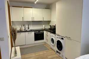 Schöne möblierte zwei Zimmer Wohnung mit Balkon, Wlan, TV, Waschmaschine, Wäschetrockner – Karl-Metz-Straße 15, 69115 Bergheim, Heidelberg – Vorschaubild 7