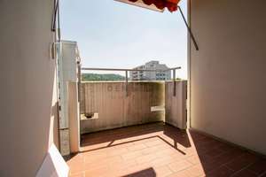 Modernisierte 2-Zimmer-Wohnung mit 2 Loggien, Aufzug, lichtdurchflutet & Weitblick in Grötzingen – Die vollständige Adresse der Immobilie erhältst du vom Anbieter., 76229 Grötzingen, Karlsruhe – Vorschaubild 9