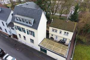Charmantes Einfamilienhaus inkl. Nebengebäude mit historischem Flair - zusätzlicher Mieteinnahme i