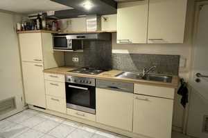 Stilvolle 1-Zimmer-Souterrain-Wohnung in Augsburg – Jakoberstraße 33, 86152 Augsburg – Vorschaubild 1