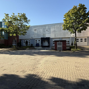 Lager-/ Produktions- und Bürofläche in Flughafennähe 