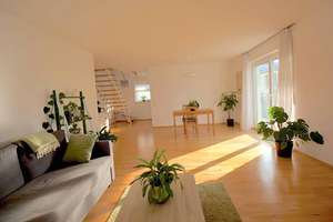 Helle 4-Zimmern-Maisonette mit Garten, Balkon und Stellplätze - Provisionfrei