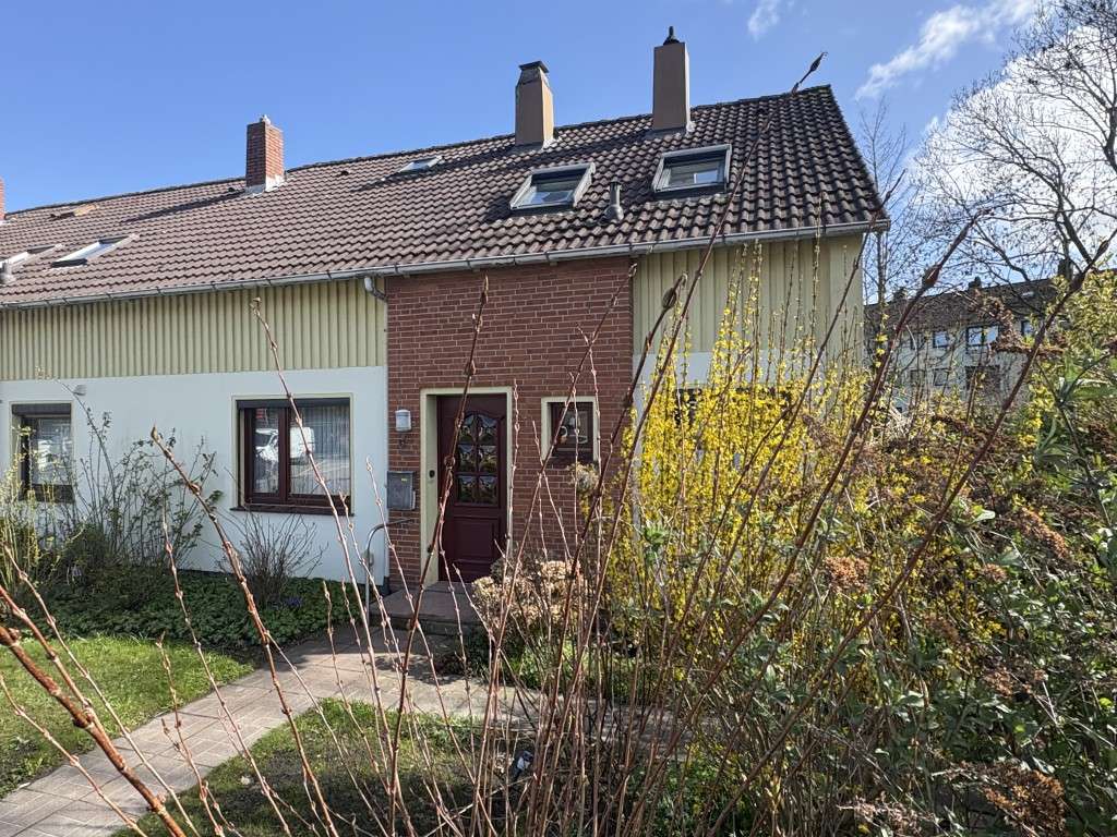 Immobilie in Nordenham - Reihenendhaus in zentraler Lage von Nordenham - Bild 1