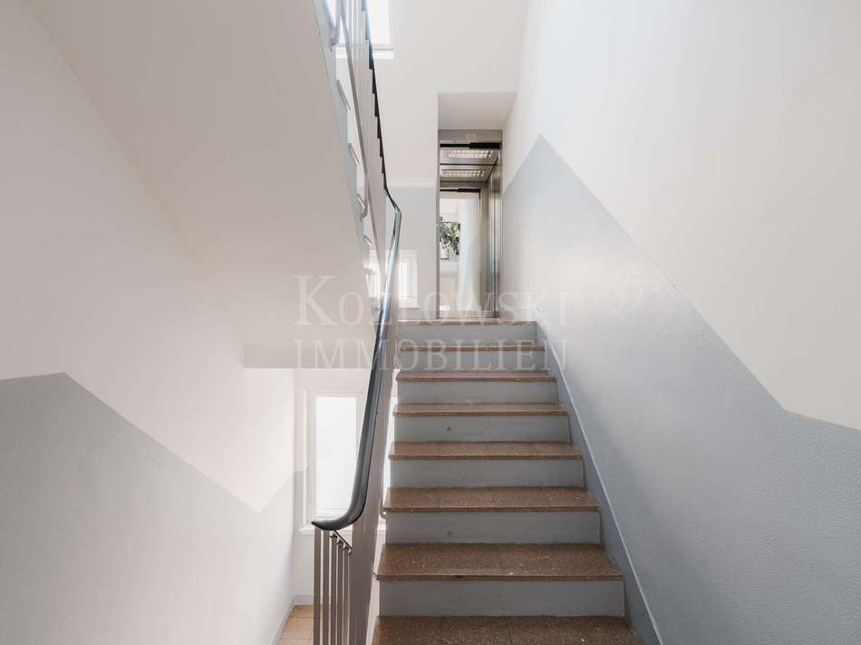 Lift auf Zwischengeschoss