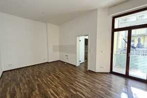 Ihr neues Zuhause: Helle 2-Raumwohnung mit Balkon  – Schleinufer 20, 39104 Magdeburg – Vorschaubild 1