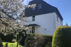 !! Holzwickede !! Mehrfamilien oder Mehrgenerationen Haus in guter Lage – Dürerstr. 16, 59439 Holzwickede – Vorschaubild 1