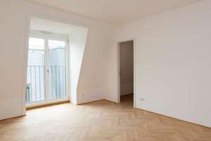 Elegante 4- Zimmer-Wohnung im Herzen von Wiesbaden! – Wagemannstrasse 32-36, 65183 Mitte, Wiesbaden – Vorschaubild 14