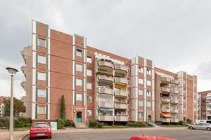 2-Raum-Wohnung mit Balkon am Cäcilienpark, frisch saniert