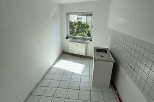 Helle & gepflegte 3-Zimmer-Wohnung mit Balkon – Nähe Rhein! – Mühlenstraße 3, 51143 Köln – Vorschaubild 2